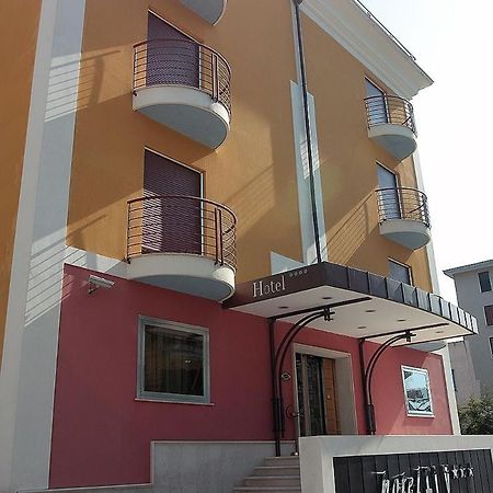 Hotel Fly Casoria Kültér fotó