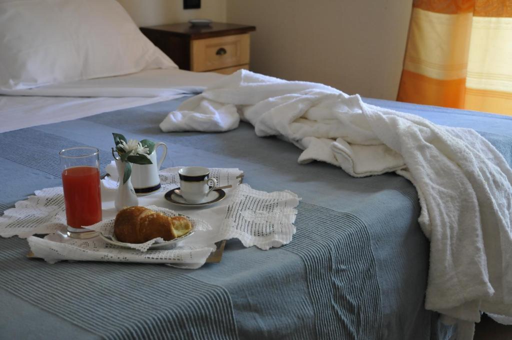 Hotel Fly Casoria Szoba fotó