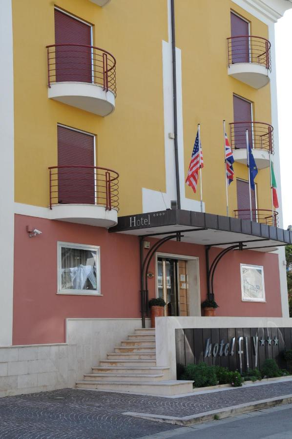Hotel Fly Casoria Kültér fotó