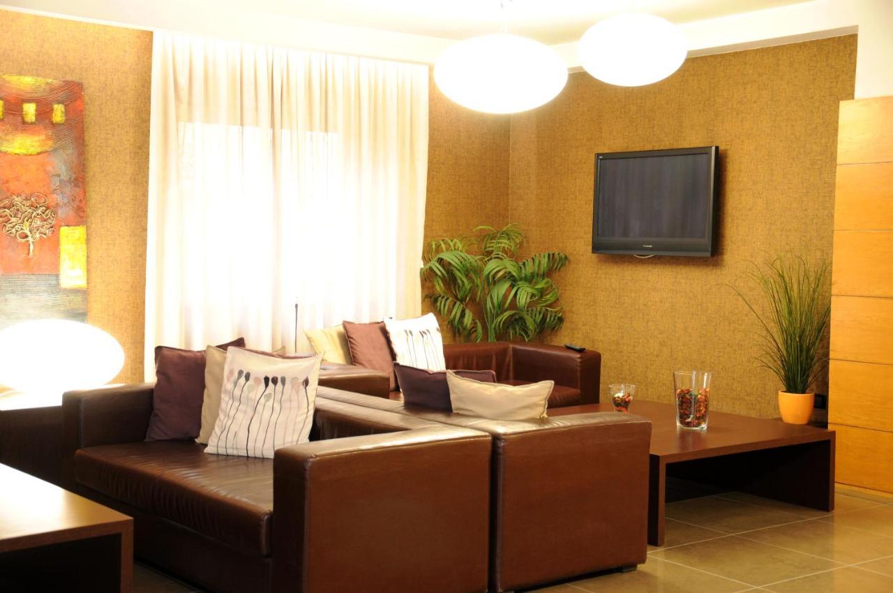 Hotel Fly Casoria Kültér fotó