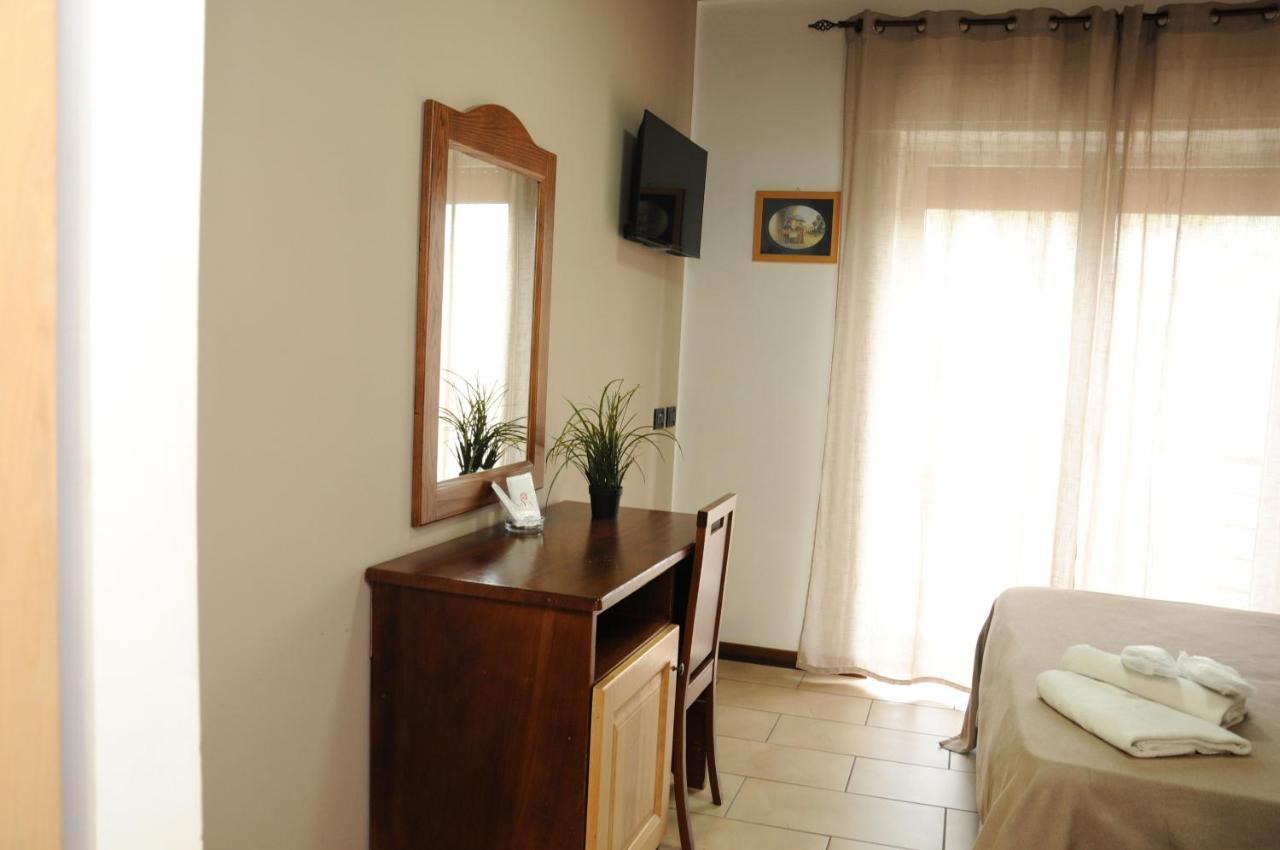 Hotel Fly Casoria Kültér fotó