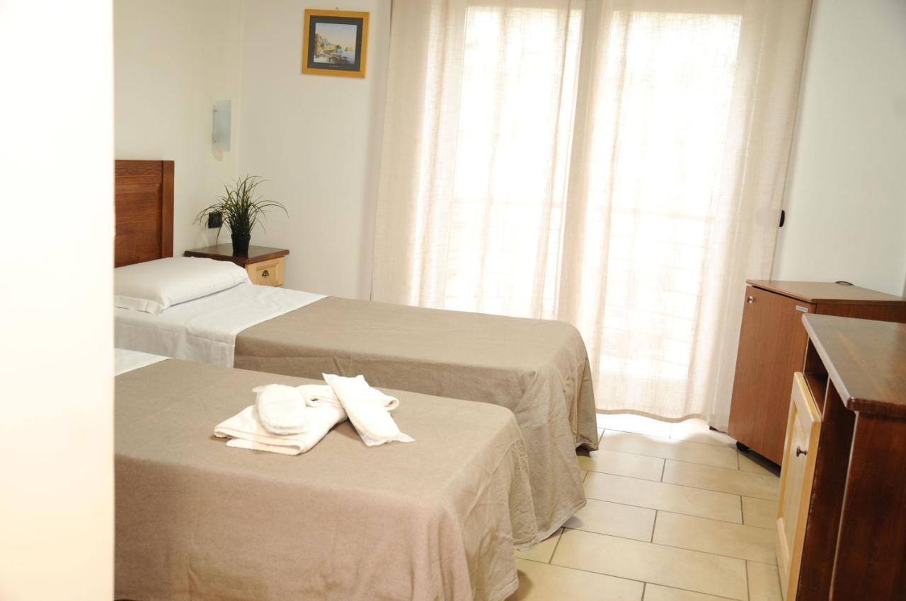 Hotel Fly Casoria Kültér fotó