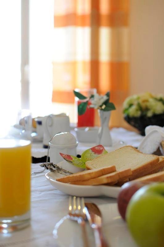 Hotel Fly Casoria Kültér fotó