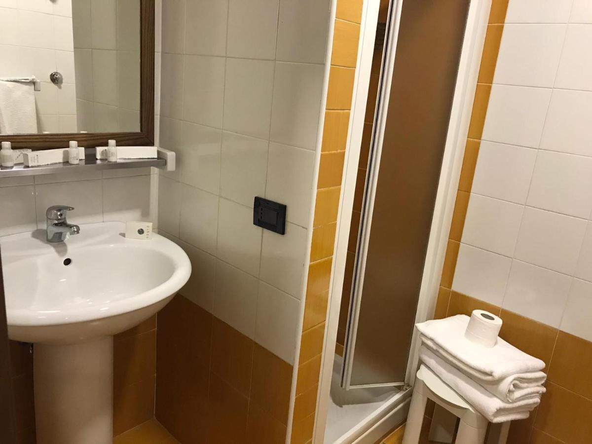 Hotel Fly Casoria Kültér fotó